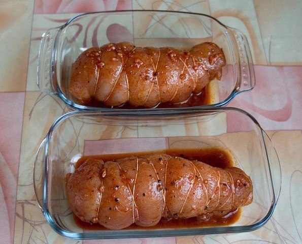 Простой рецепт бастурмы из курицы в духовке - пикантная и ароматная!
