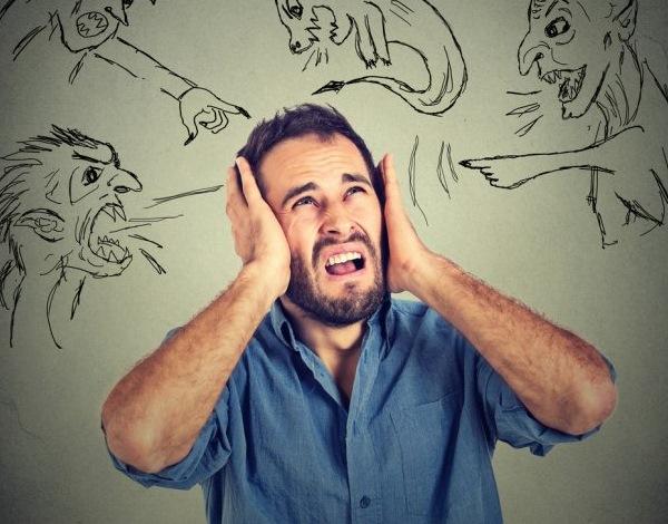 Как начинается шизофрения: 5 симптомов которые никому не стоит игнорировать