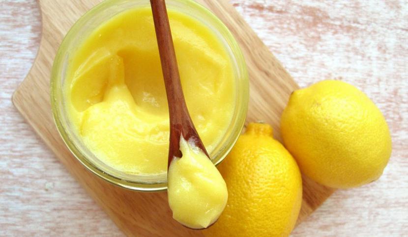 Подтягивающая маска с желтком, медом и лимоном, которая работает!