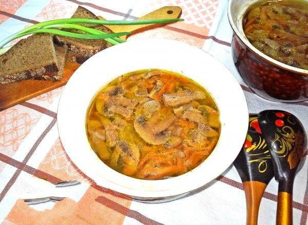 Луково-грибной суп в горшочках: этот нежнейший вкус вызывает бурю эмоций!